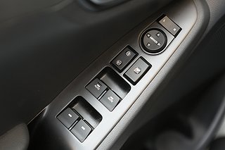 Halvkombi Hyundai IONIQ 10 av 22