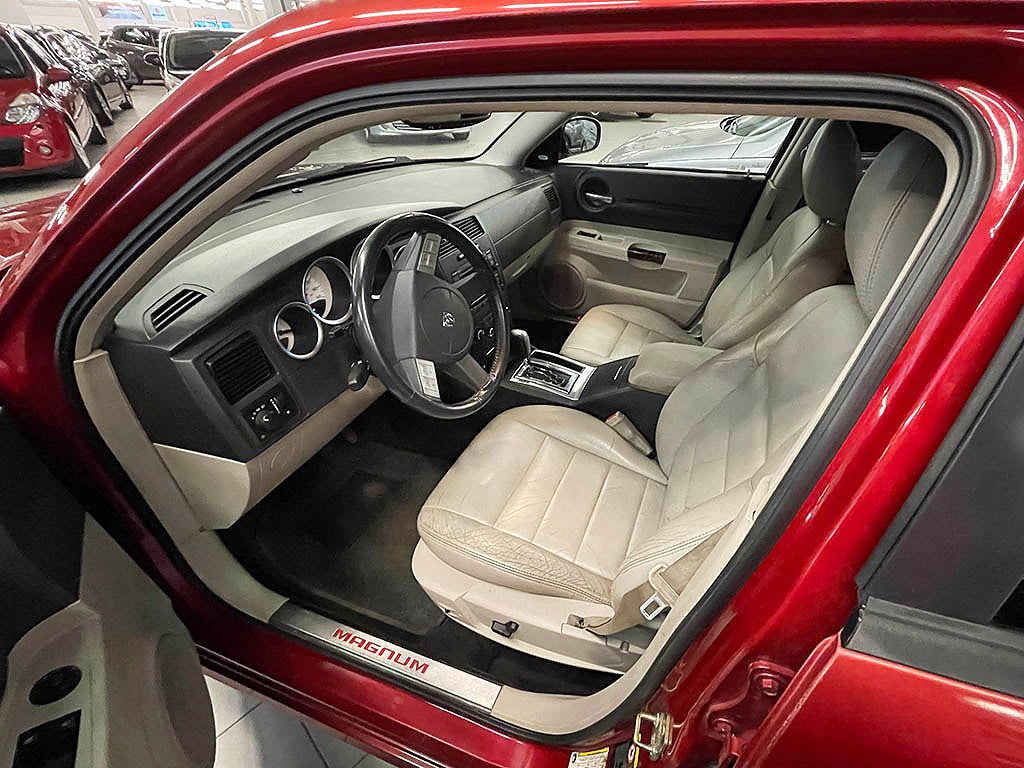 Dodge Magnum 507 V8 Hemi 345Hk Automat