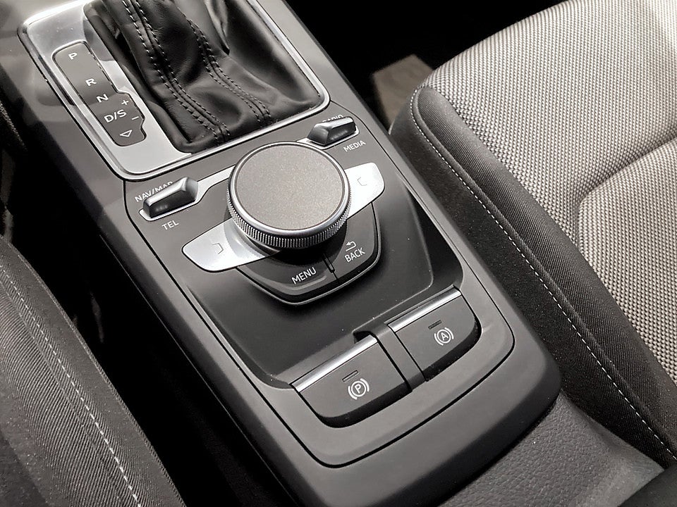 Bild på Audi Q2 Proline Advanced 35 TFSI 150hk Aut BACKENSORER