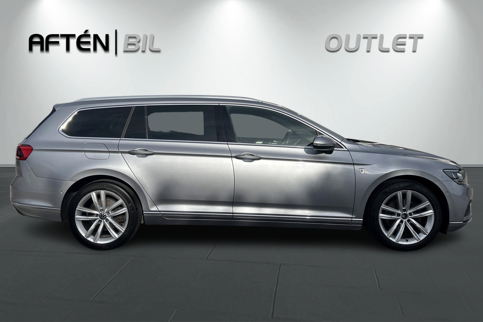 Volkswagen Passat 2023, bild 6/57