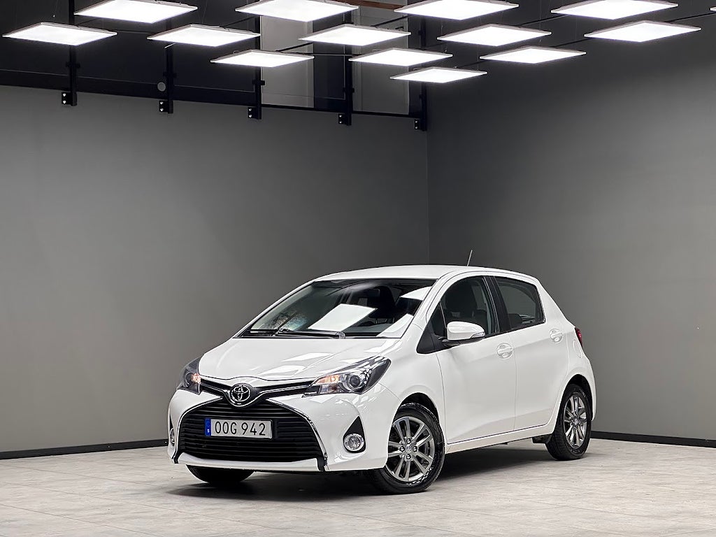 Toyota Yaris 5-dörrar 1.33 Dual VVT-i Active Backkamera/Farthållare