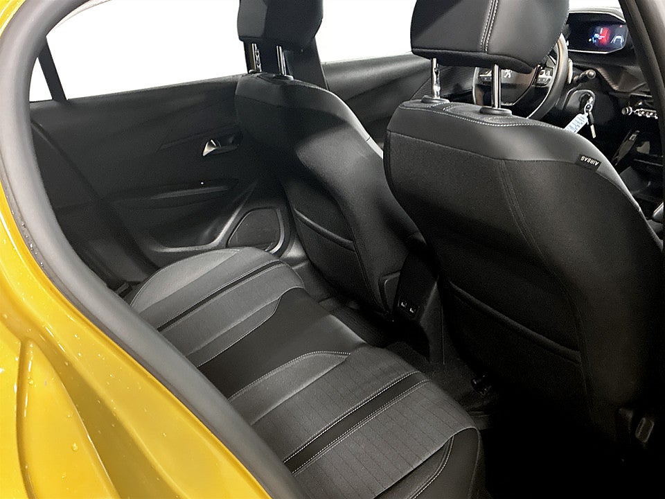 Bild på Peugeot 208 Allure 1.2 PT 100hk Aut B-KAMERA CARPLAY