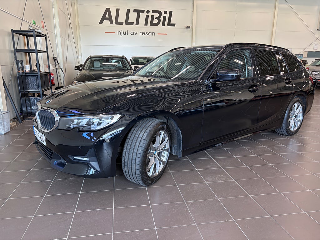 BMW 320D xDrive Touring Steptronic Sport line Drag/Värmare