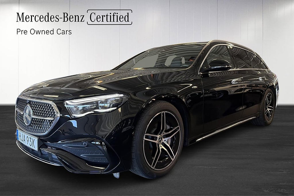 Mercedes-Benz E300 de 4MATIC Moms/AMG/Digital Light/360°...