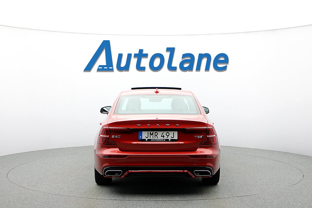 Volvo S60 T5 AWD R-Design, 360°, Panorama HUD, H/K, BLIS 250hk
