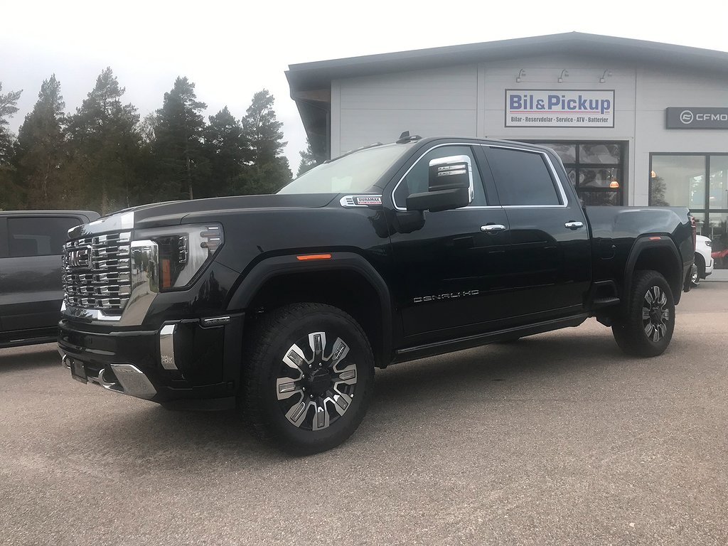 GMC Sierra Denali 2500 Duramax 6.6L Diesel V8 470hk i lager 