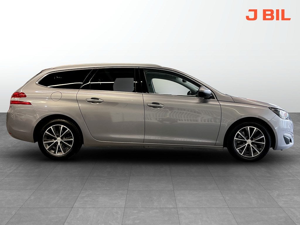 Bild på Peugeot 308 SW Allure 2.0 BHDi 150hk Aut - P-SENSORER, PANO