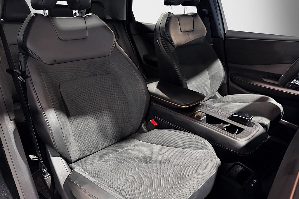 Nissan Ariya 87kwh | EVOLVE | Moms | All utrustning 2023