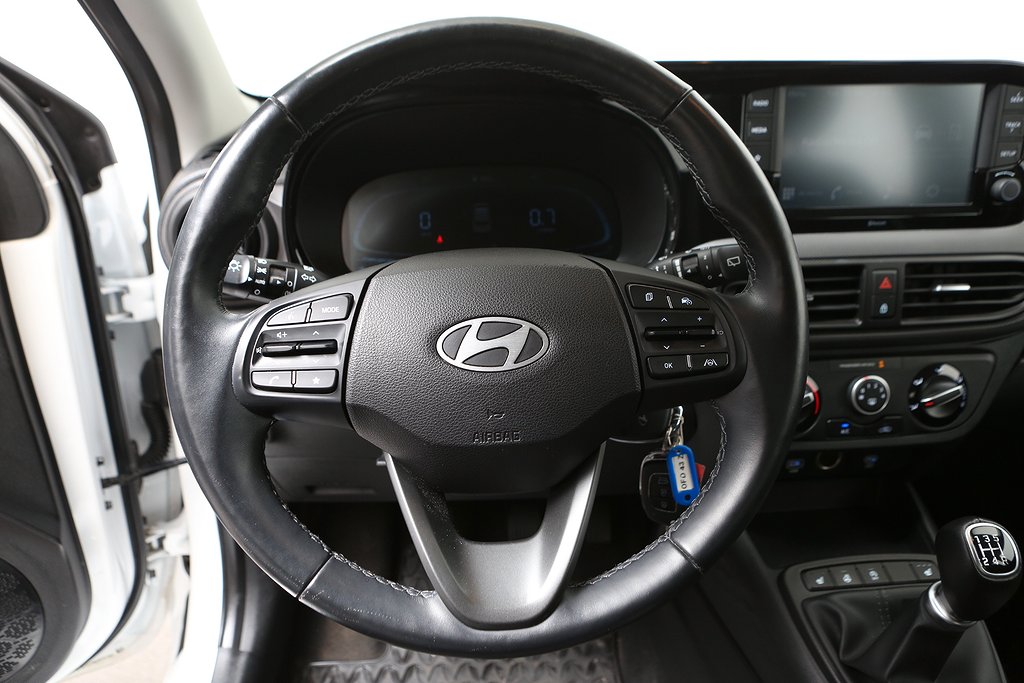Hyundai i10 1,0 blue Essential 5D CarPlay Bluetooth 2024
