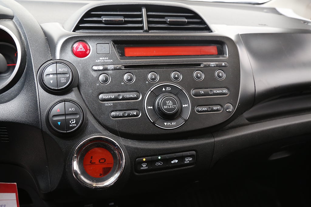 Honda Jazz 1,3 i-VTEC Comfort Plus 5D Farthållare Motorvärmare 2014