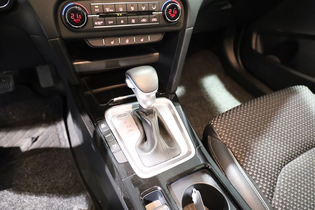 Kia Ceed Sportswagon Plug-in Hybrid Advance Navi Kamera M-Värme 2020