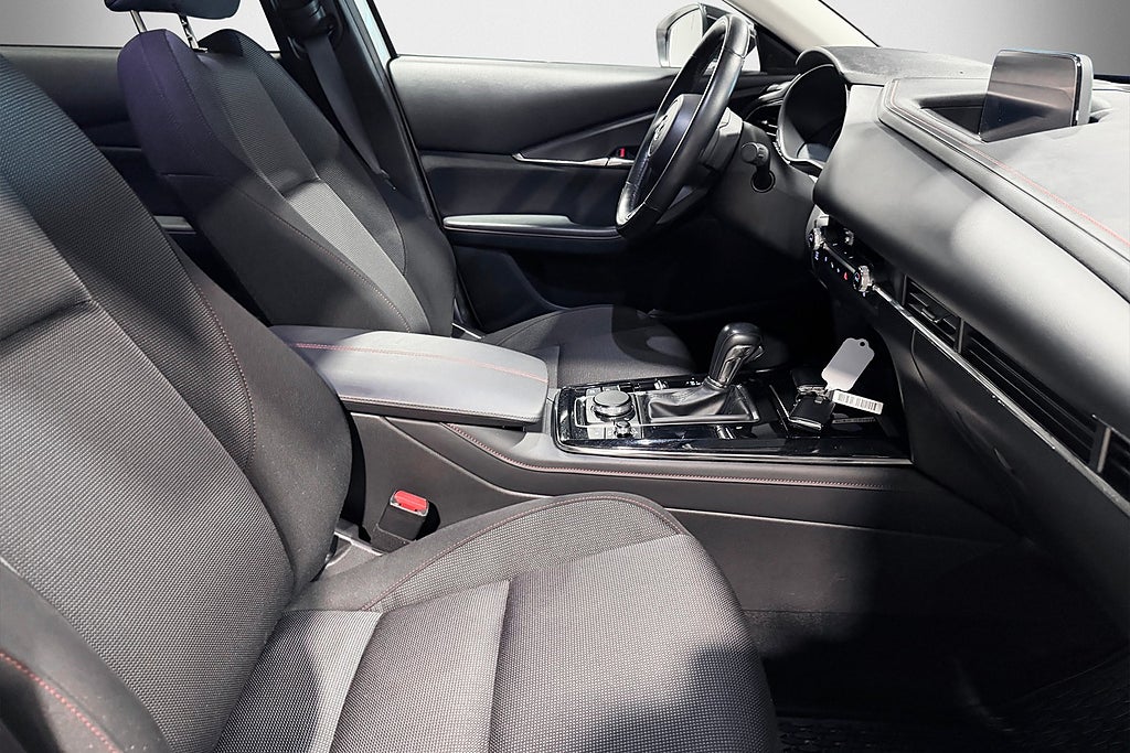 Mazda CX-30 2.0 M Hybrid | Homura | B-Kamera | Navi | Nyservad 2022