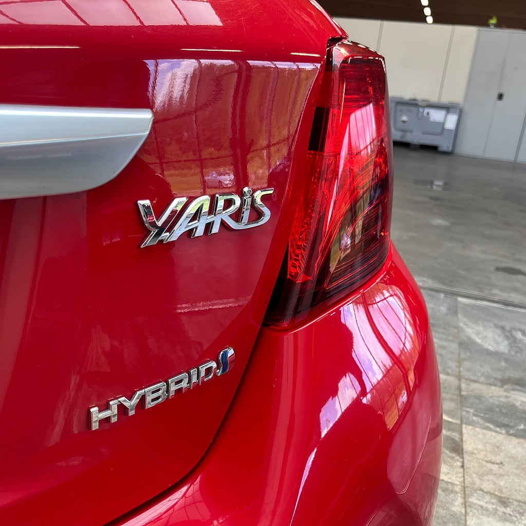 Toyota Yaris Hybrid e-CVT Active, Edition Feel Värmare 1 ägare!