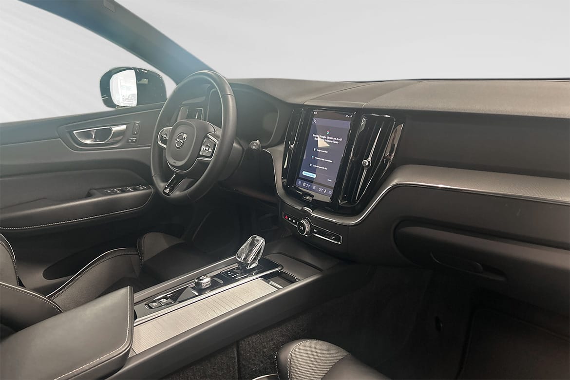 Volvo XC60 T6 Plus Dark Edition 2025, bild 6/37