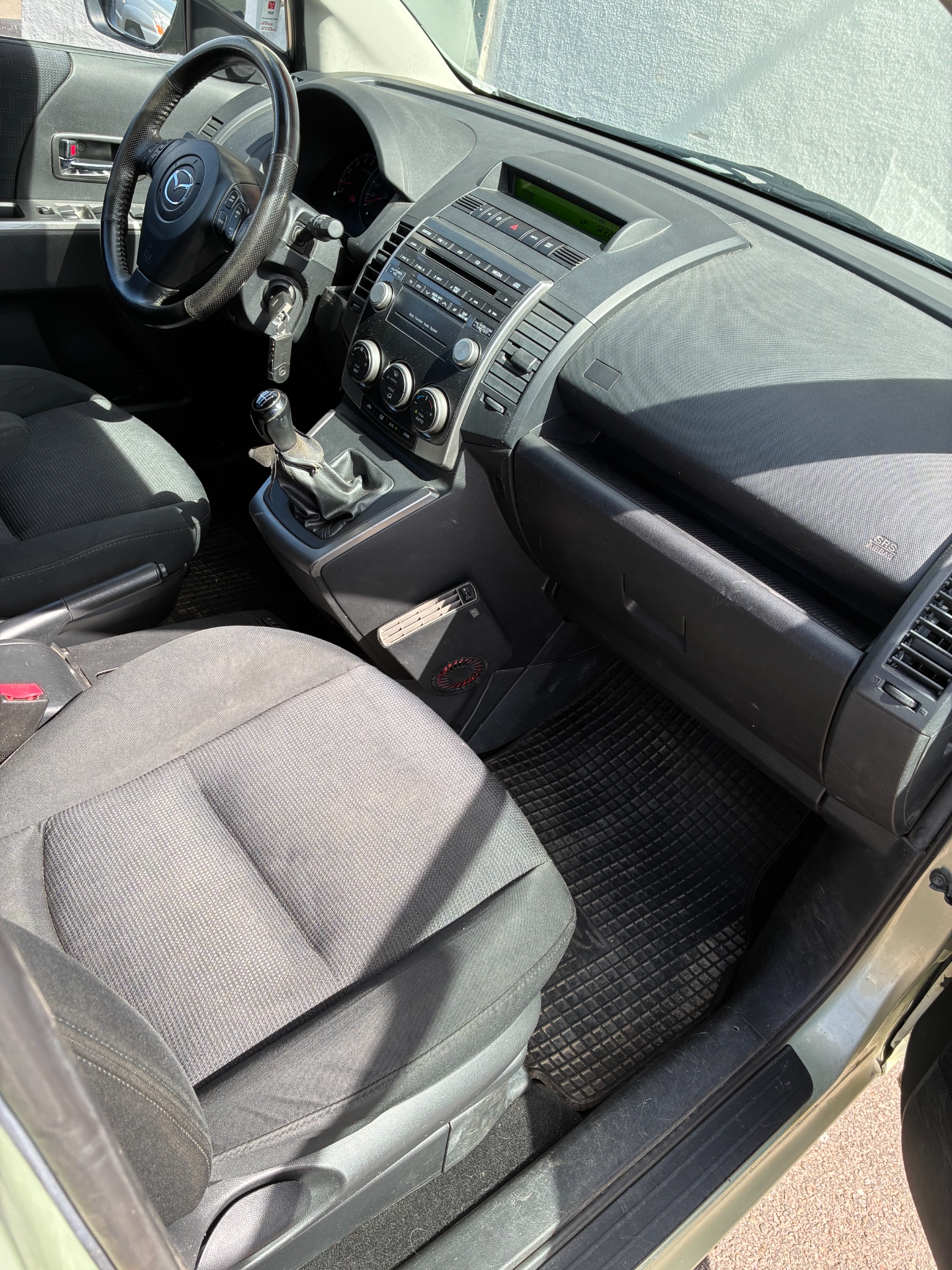 Mazda 5 2.0 MZR-CD Advance 7-Sits 2008, photo 7/10
