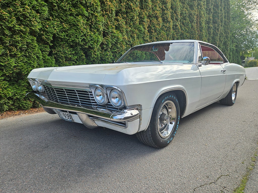 Chevrolet Impala Sport Coupé 327/350 Finans från 2700:-