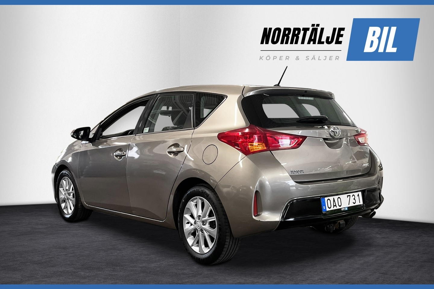 Toyota Auris 2013, bild 4/10