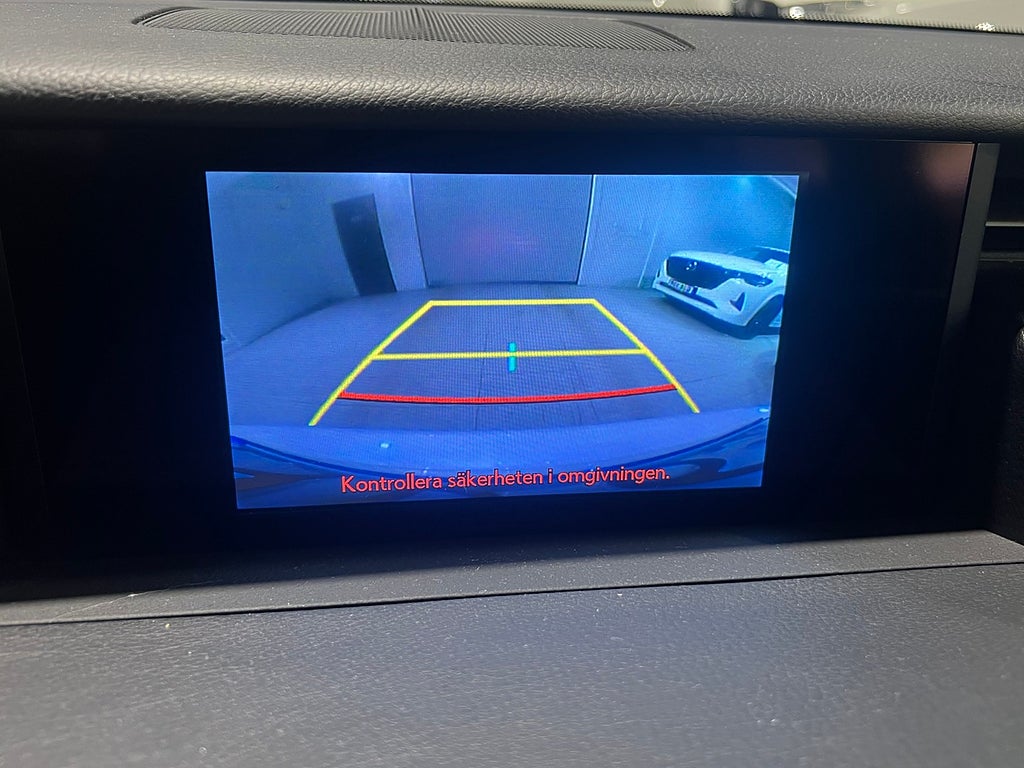 Lexus IS 300h Comfort  Hybrid 223hk | Backkamera | 2019