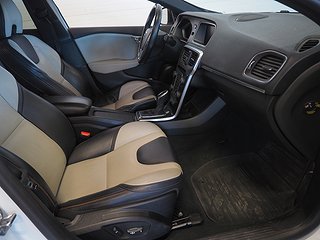Halvkombi Volvo V40 Cross Country 11 av 26