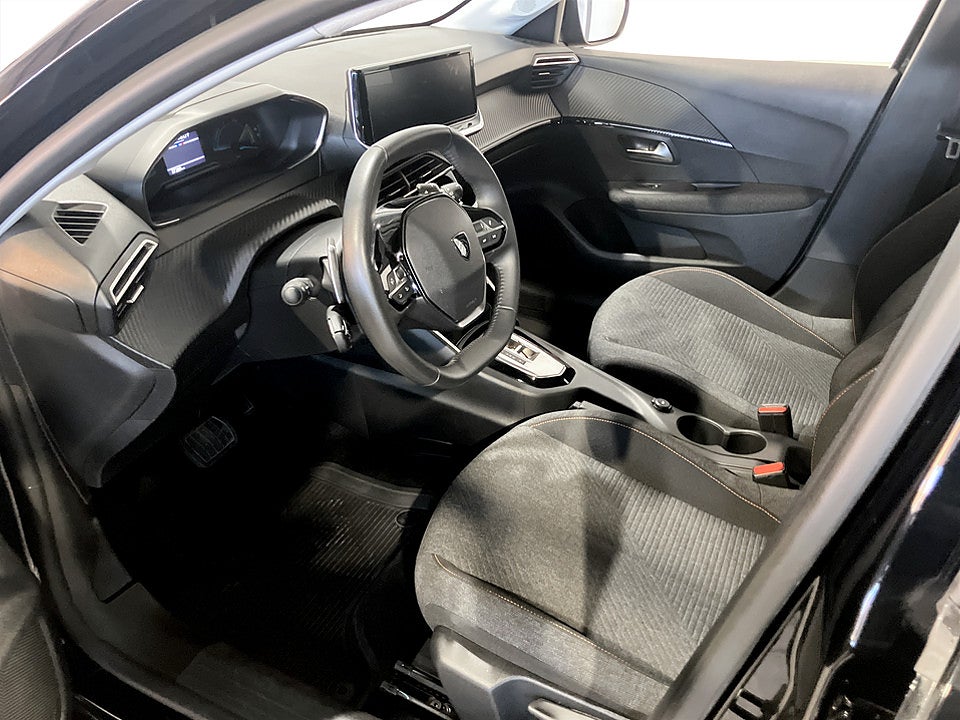 Bild på Peugeot 208 Style Hybrid 100hk Aut CARPLAY BACKSENSORER
