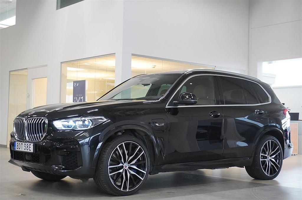 BMW X5 xDrive45e iPerformance 45e M-Sport Drag Pano | Ränta 4,99%