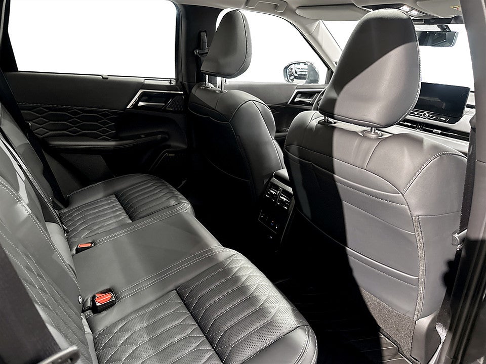 Bild på Mitsubishi Outlander Instyle PHEV 306hk Aut 4WD B-KAMERA DRAG