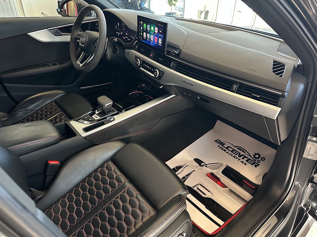 Audi RS4 2022 - miniatyr 11