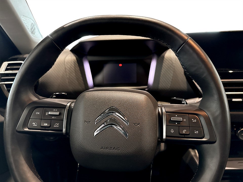 Bild på Citroën C4-X Shine 1.2 PT 130hk Aut KAMPANJRÄNTA 3,99%