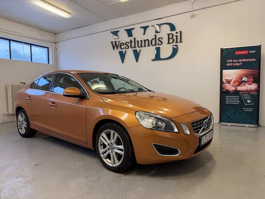 Volvo S60 D2 Summum | Skinn | D-Värm | Fullservad | Farthållare 