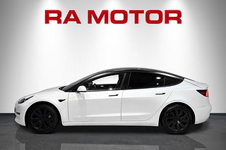 Sedan Tesla Model 3 4 av 27