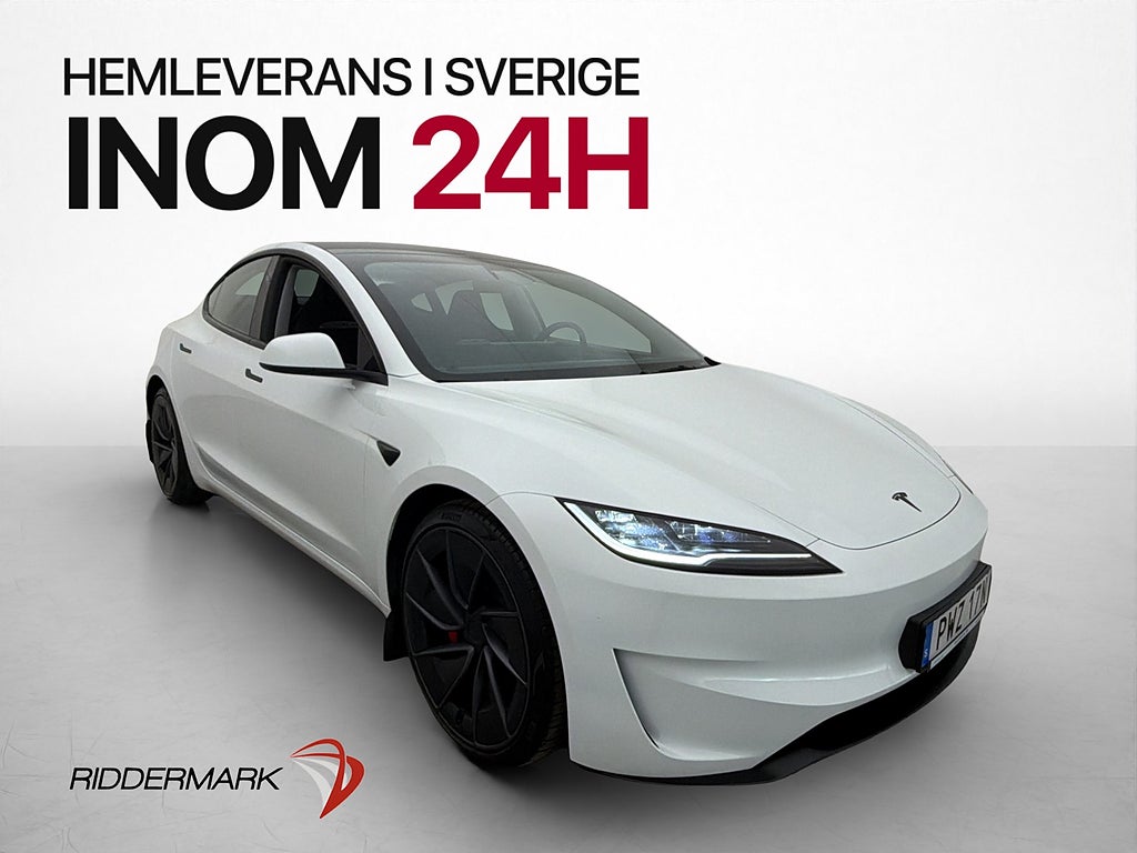 Tesla Model 3 Performance AWD Svensksåld MOMS Panorama
