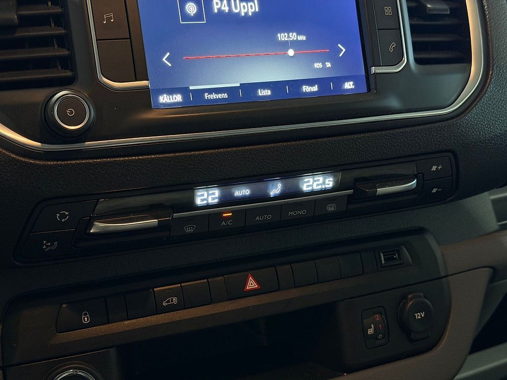 Opel Vivaro IP 2.0 | L3 | Värmare | Kamera | Moms | Automat 2021