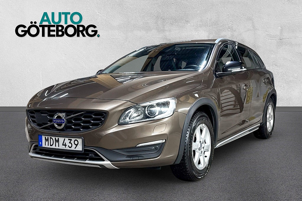 Volvo V60 Cross Country D4 AWD Geartronic Momentum Dragkrok T-Lucka 2-Ägare