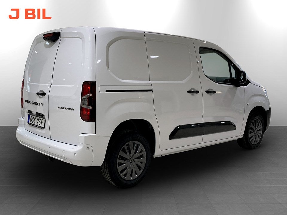 Bild på Peugeot Partner Plus BlueHDi 130hk Aut L1 - OMGÅENDE LEVERANS!