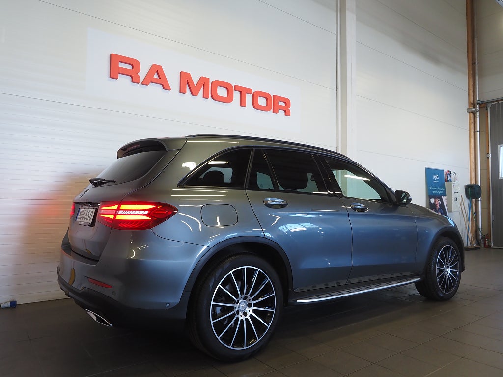 Mercedes-Benz GLC 250 d 4MATIC 9G-Tronic AMG Pano Navi Drag Kamera D-Värm 2016