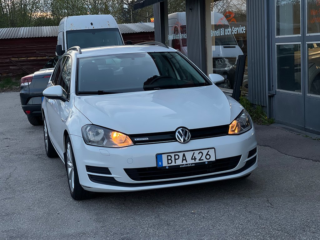 Volkswagen Golf Sportscombi 1.6 TDI BlueMotion Euro 5