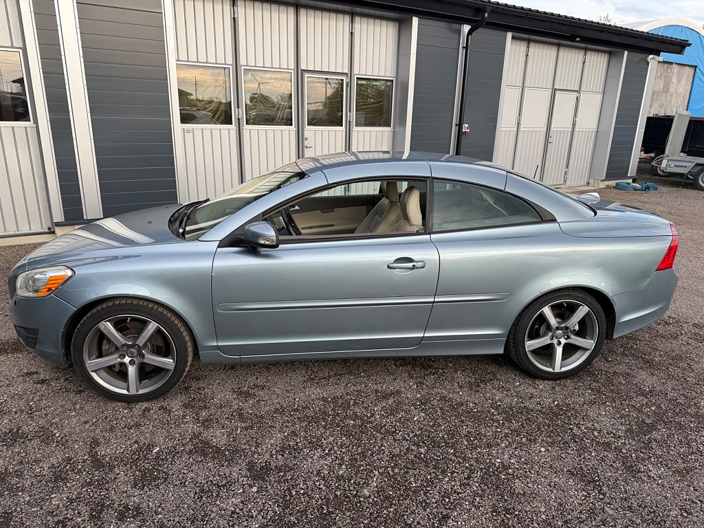 Volvo C70 T5 | Automat | Lågmil | Erbjudande 1000kr i mån 