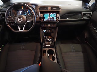 Halvkombi Nissan Leaf 10 av 21