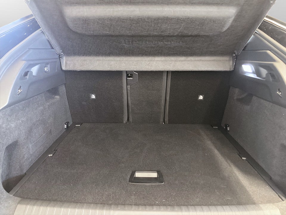 Bild på Peugeot 3008 Black Edition Ultimate+ Hybrid Aut - DEMO