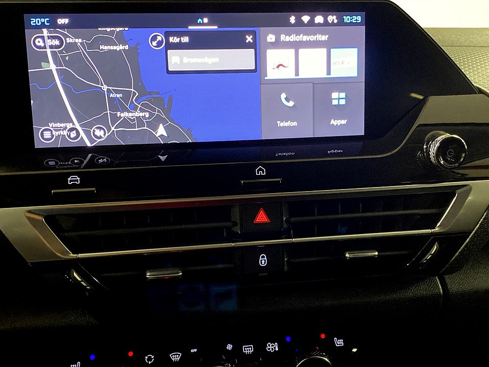 Bild på Citroën C4 Shine 1.2 PT 130hk Aut B-KAMERA NAVI