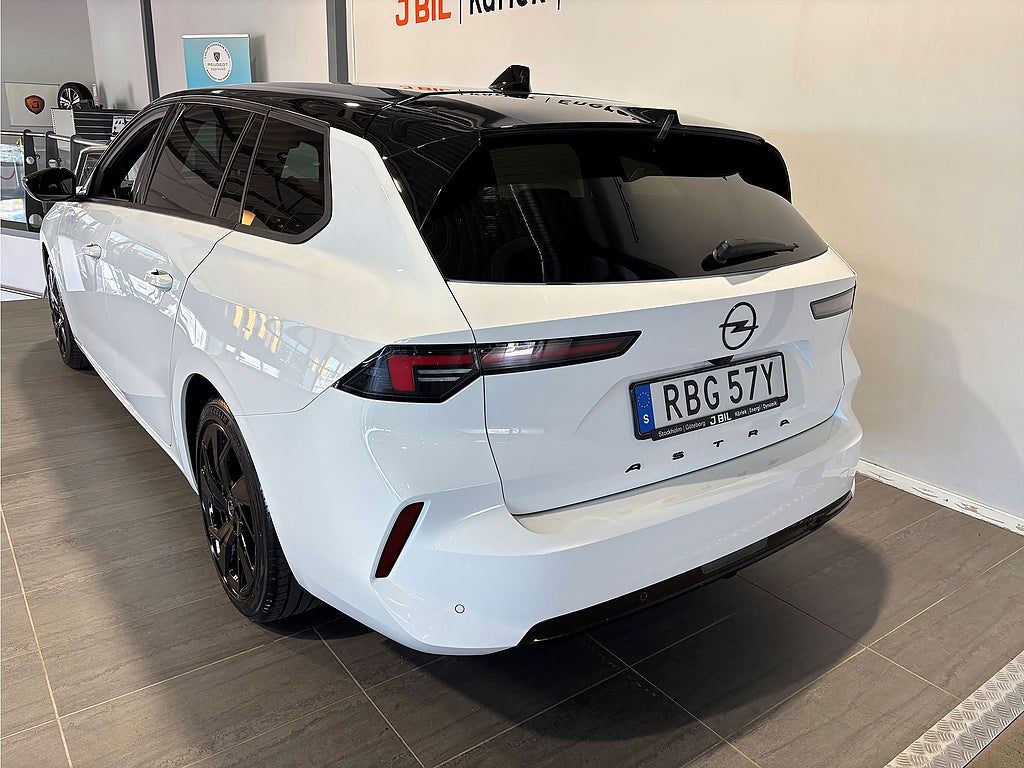 Bild på Opel Astra ST GS 1.2 PT 130hk Aut - BACKKAMERA, V-Hjul ingår