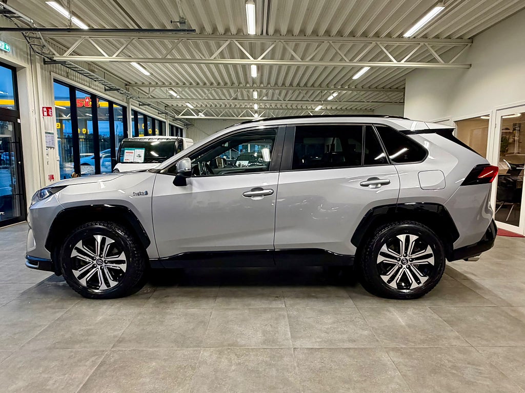 Toyota RAV4 2021 - miniatyr 4