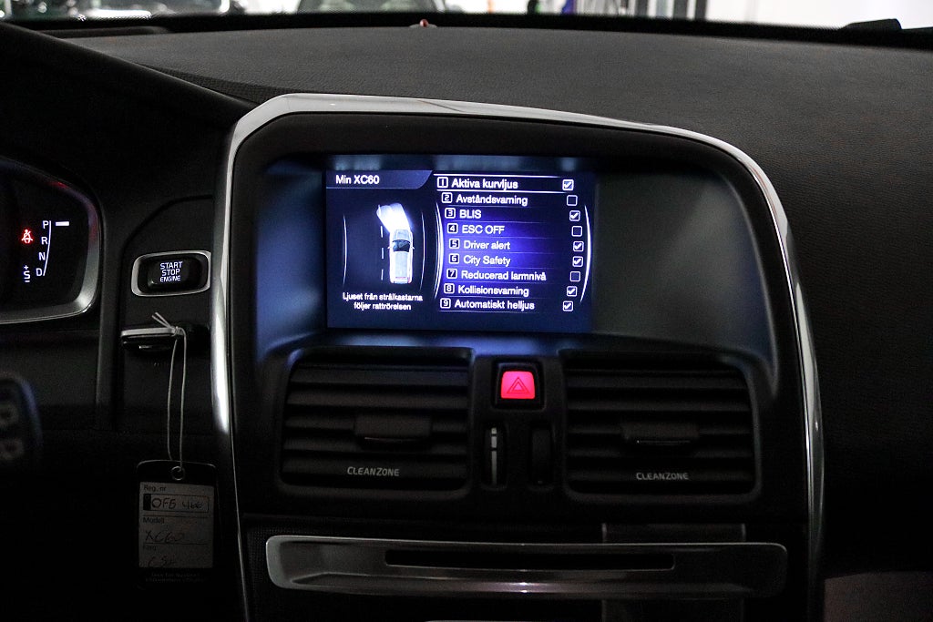 Volvo XC60 D4 AWD R-Design BLIS VOC 1-Brukare Värmare Drag