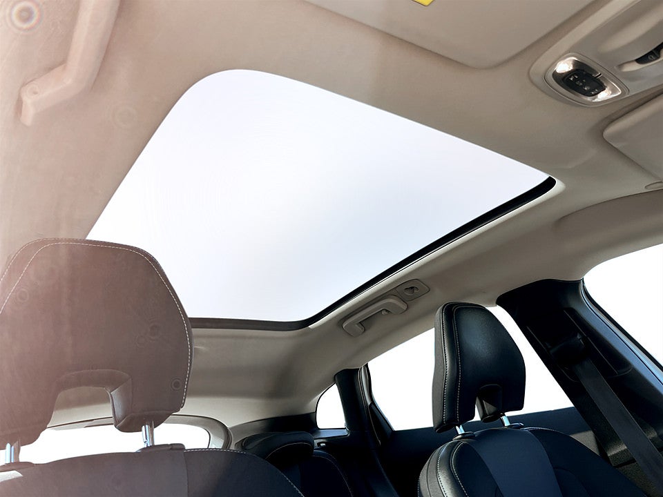 Bild på Volvo V40 D2 Momentum 120hk B-KAMERA PANO