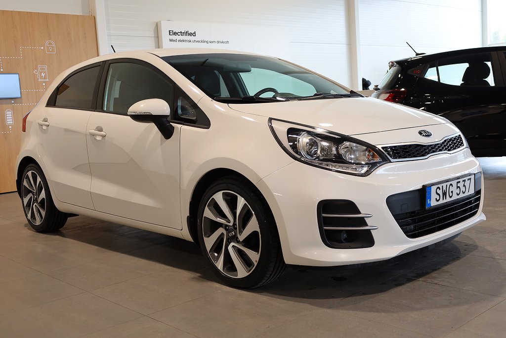 Kia Rio 1,2 84hk Special Edition Navi Backkamera Bluetooh 2016