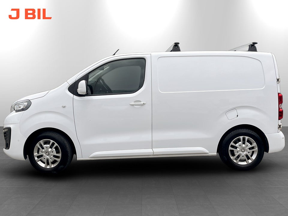 Bild på Peugeot Expert PRO+ 120Hk – Värmare / Inredning