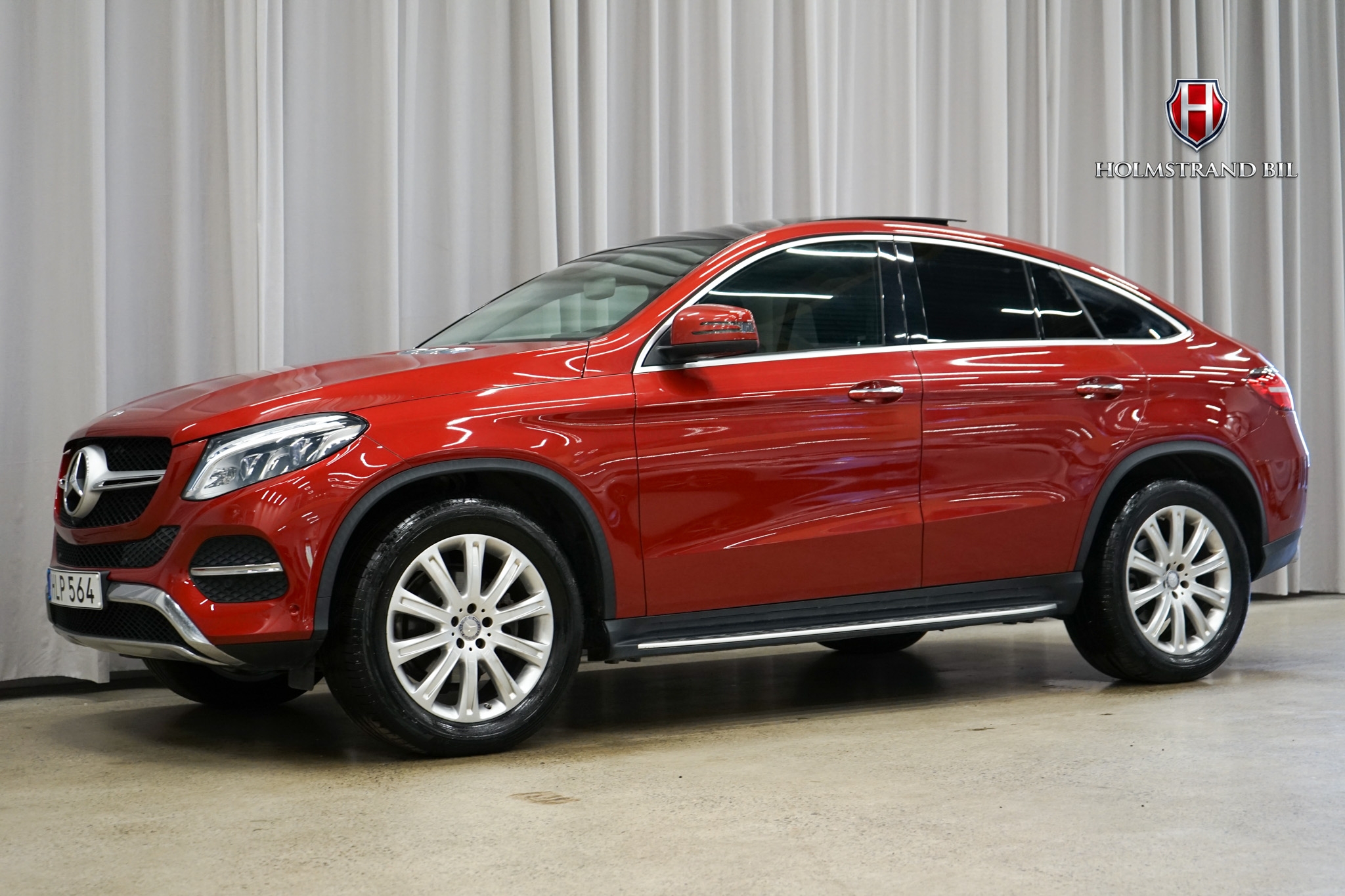 Mercedes-Benz GLE 2016, bild 3/47