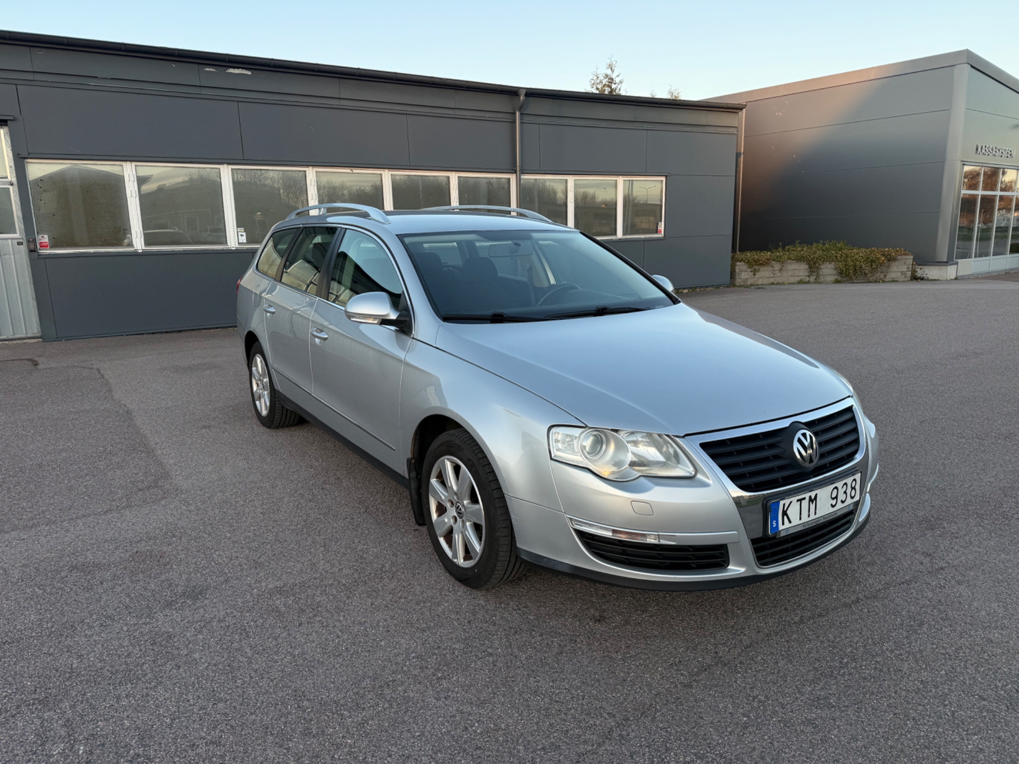 Volkswagen Passat 2010, bild 3/49