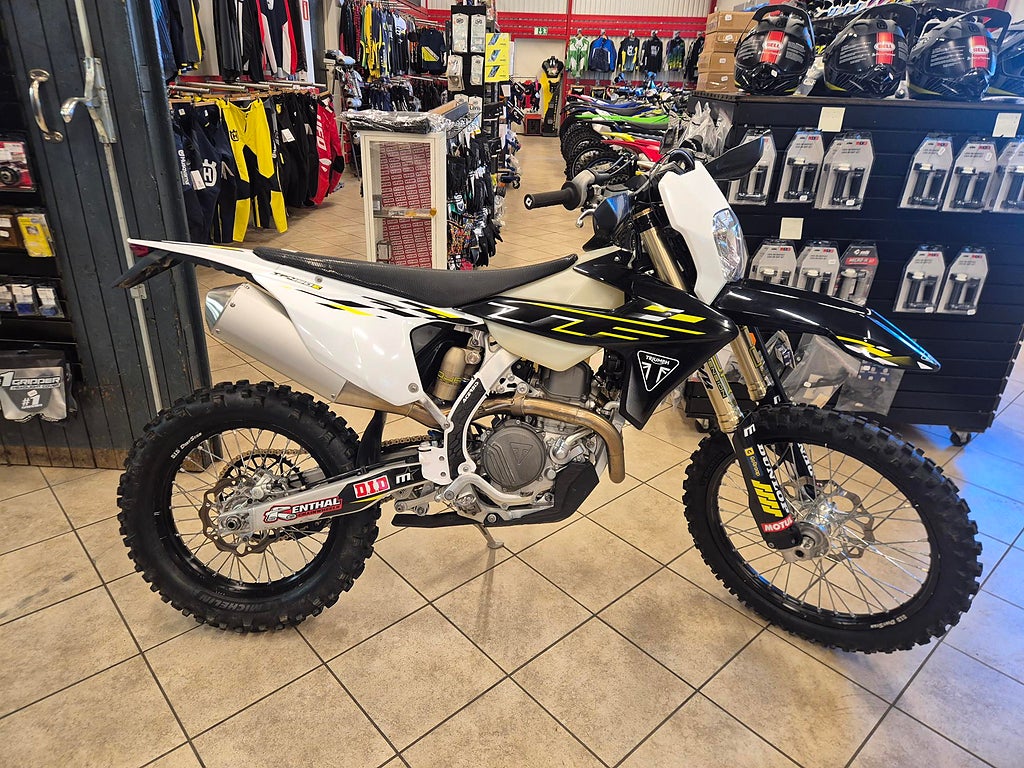 Triumph TF 450E 