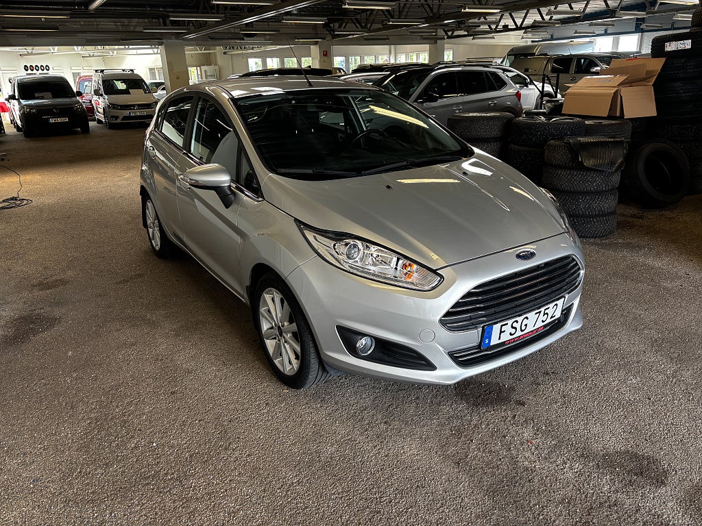 Ford Fiesta 5-dörrar 1.0 EcoBoost Powershift Titanium Euro 6